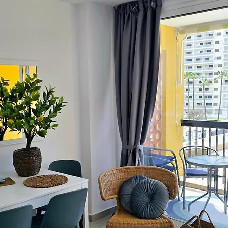 Americas Blue Ocean Apartment